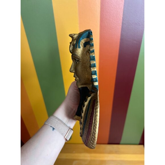 Vintage cast iron Egyptian king tut heavy wall hanging decor pharaoh - Picture 3 of 4